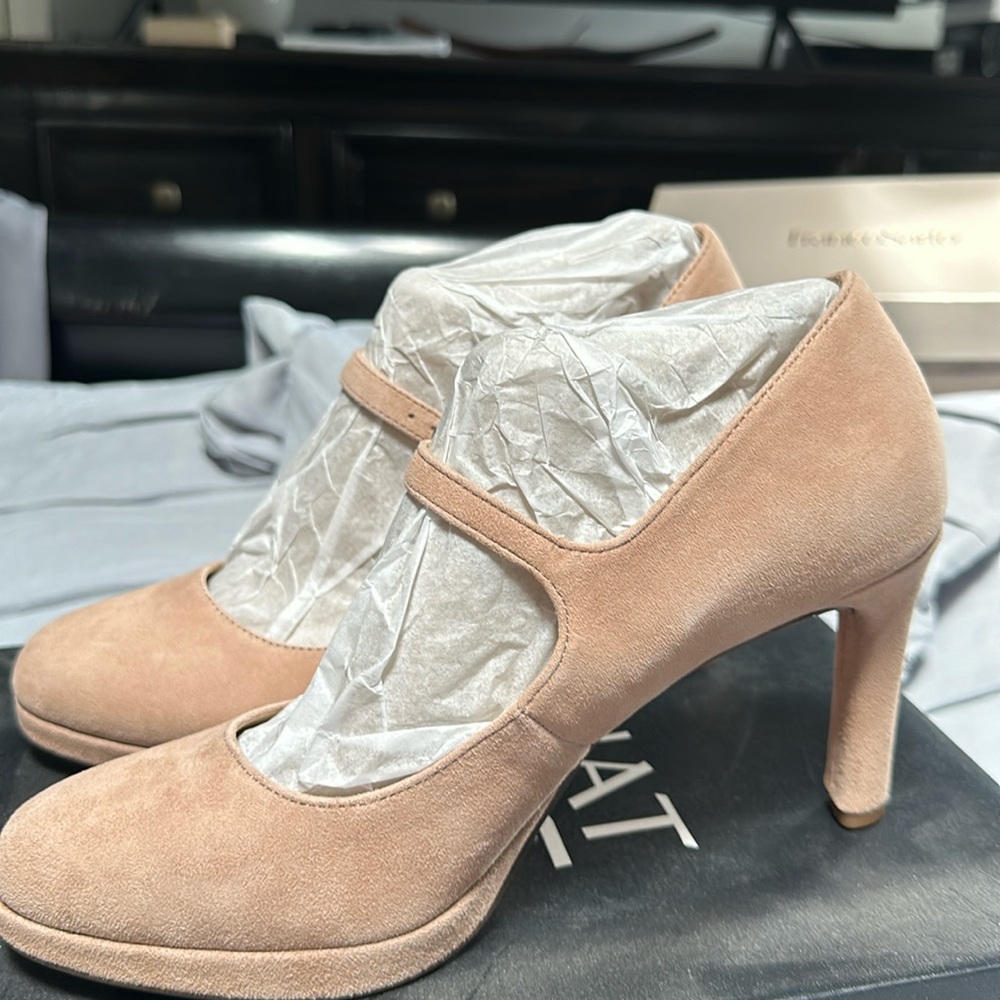 Pink/beige naturalizer heels